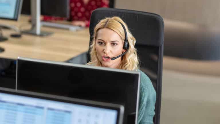 Answering Service Tips: How To Keep Your Cool During Stressful Calls
