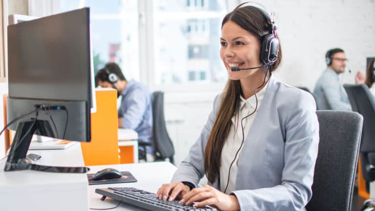 What Is a Remote Receptionist and How Does It Work?
