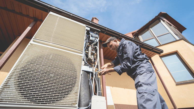 Master Summer HVAC Call Answering to Maximize Bookings 